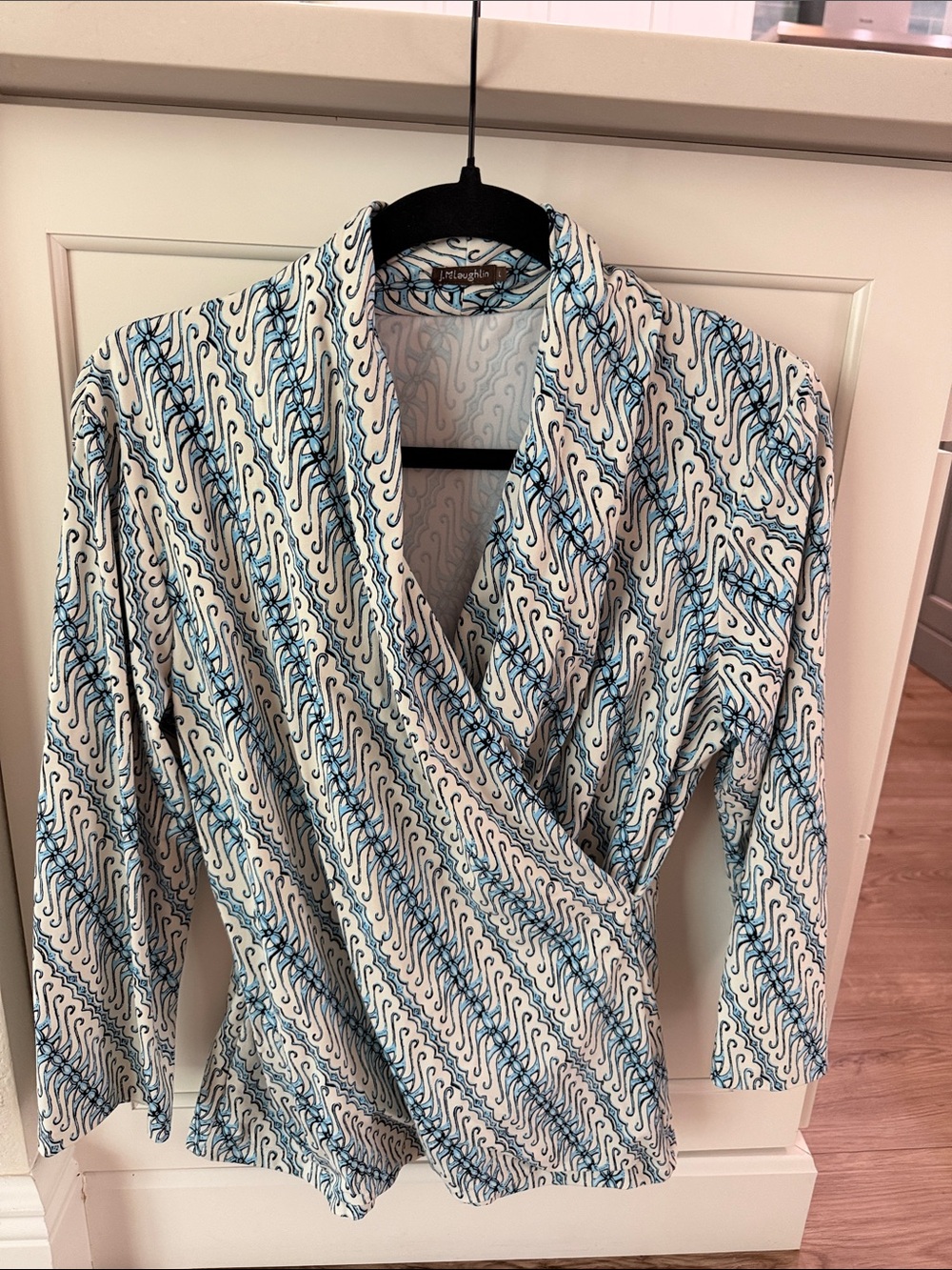 J. McLaughlin Blue and White Patterned Women’s Jeans